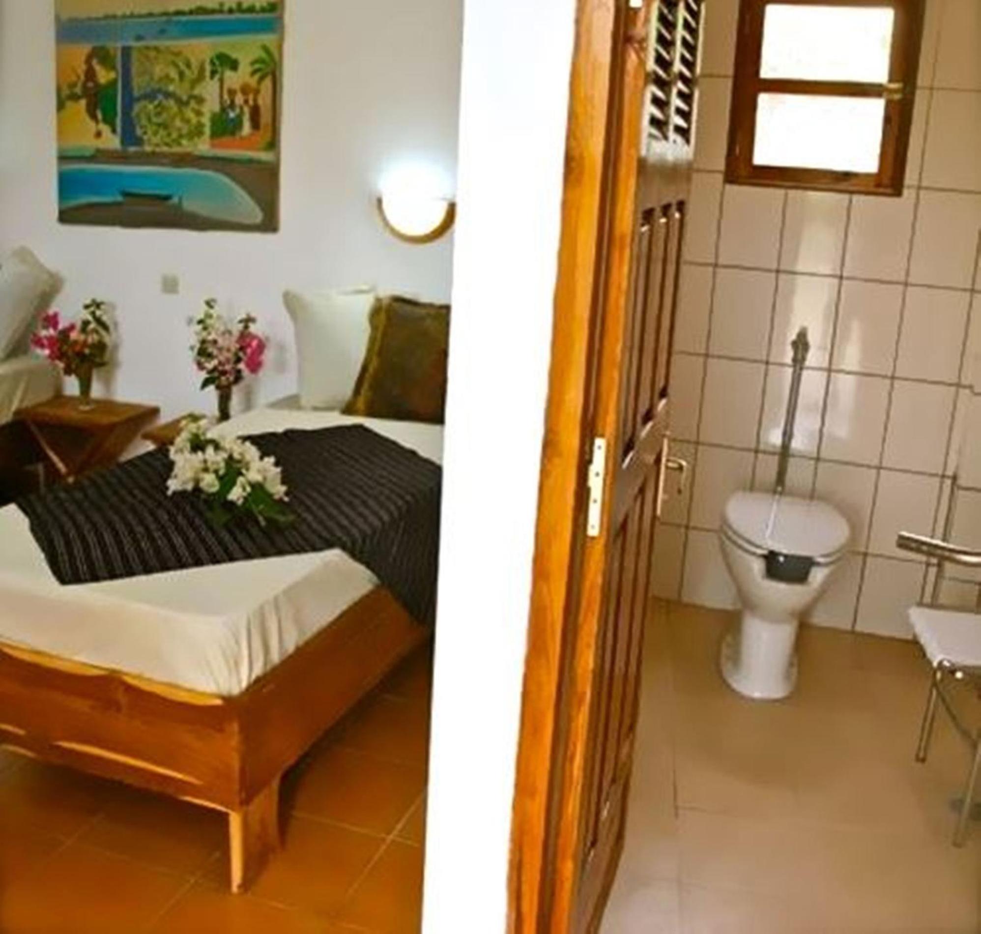 Casa Motel Ziguinchor Zewnętrze zdjęcie